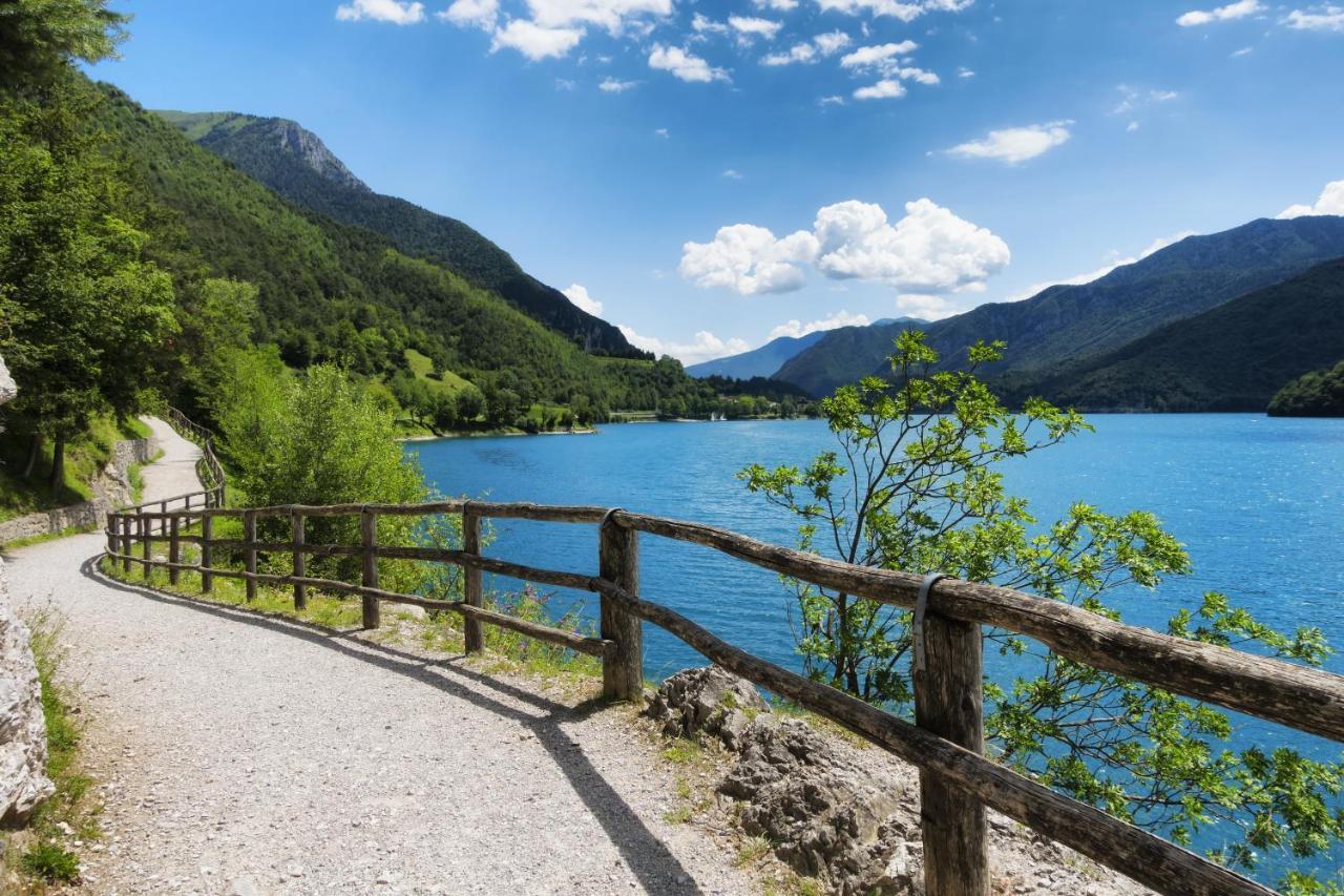 Toli Aparthotel Pieve Di Ledro